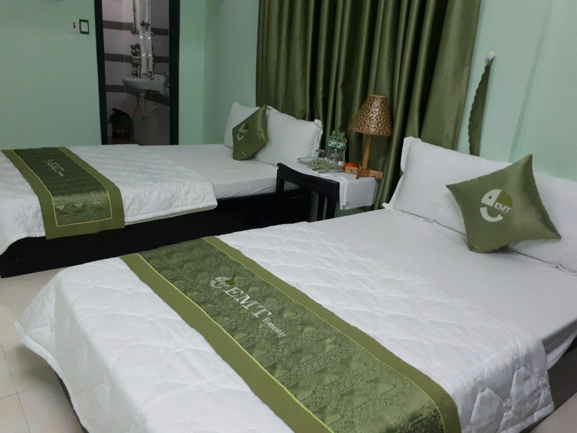 Emt Homestay Hue Vietnam ภายนอก รูปภาพ